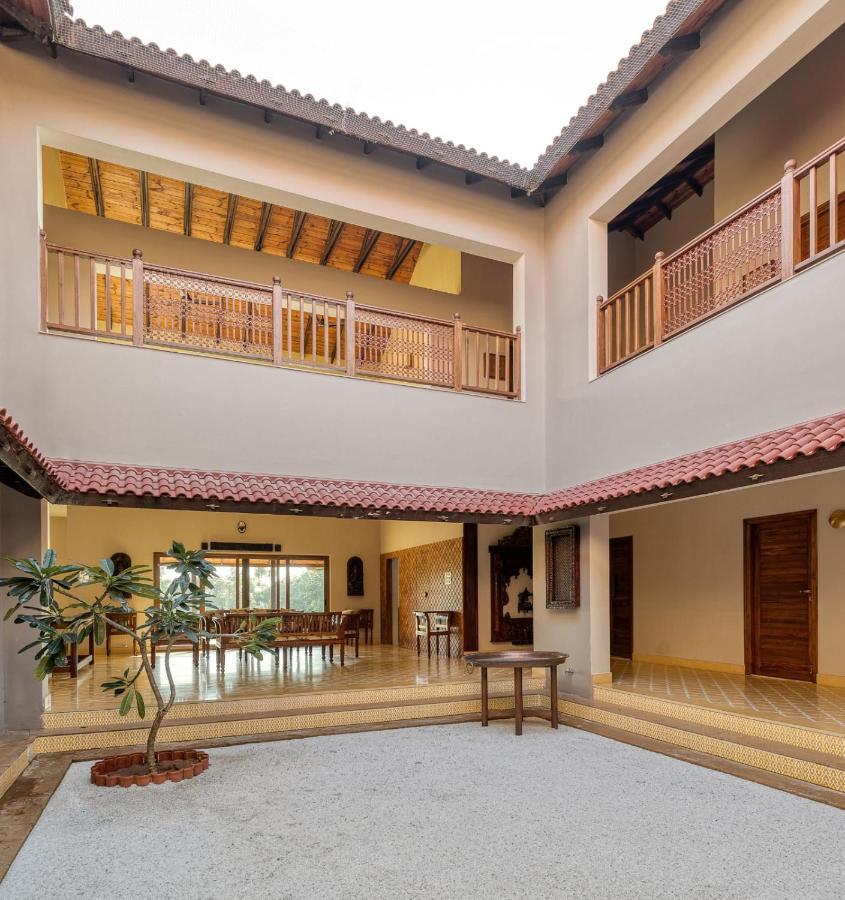 Апартаменты The Kutchh Courtyard Kukma Экстерьер фото